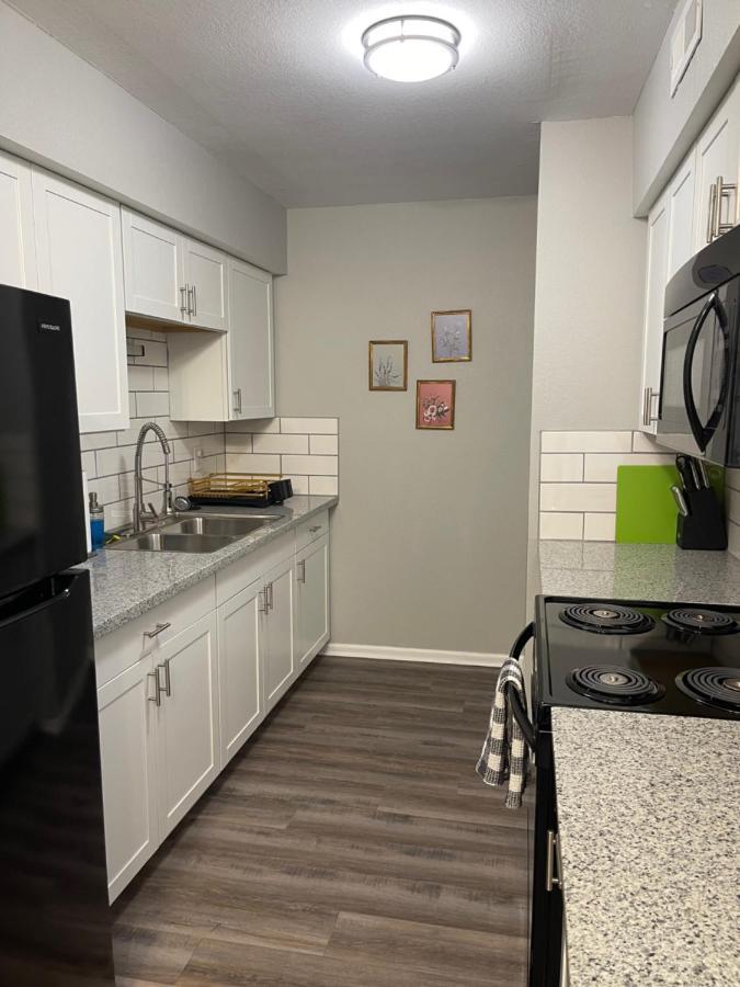 The Deannie Apt #6 - Simple And Homey 2Bd W/ Wifi Hamilton Экстерьер фото